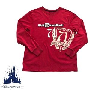 Vintage Style Walt Disney World 71 Men’s M Red Long Sleeve Tee Textured Appliqué